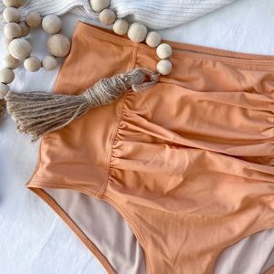 Ruched Golden bottoms